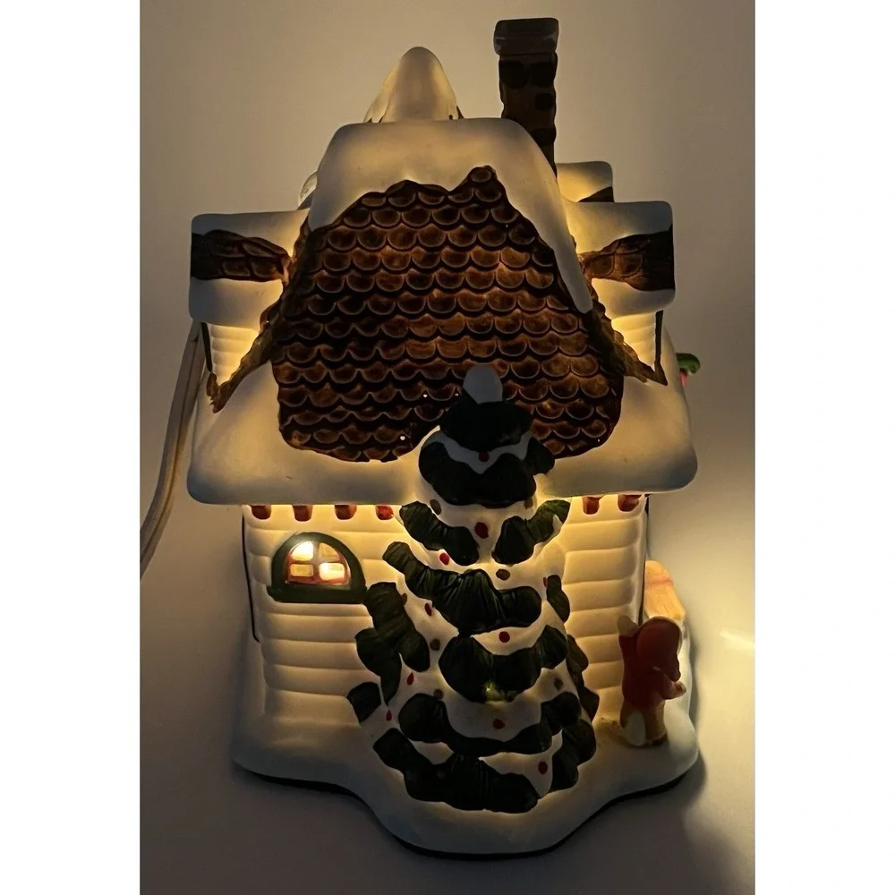 Pfaltzgraff Christmas Heritage House Toy Shop Electric Lighted 1st In Series